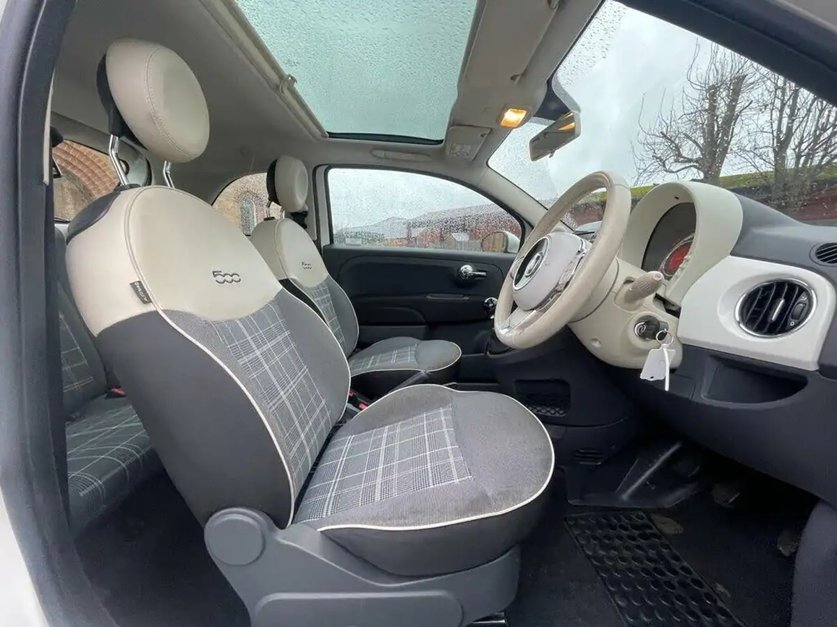 2017-fiat-500-12-lounge-big-10