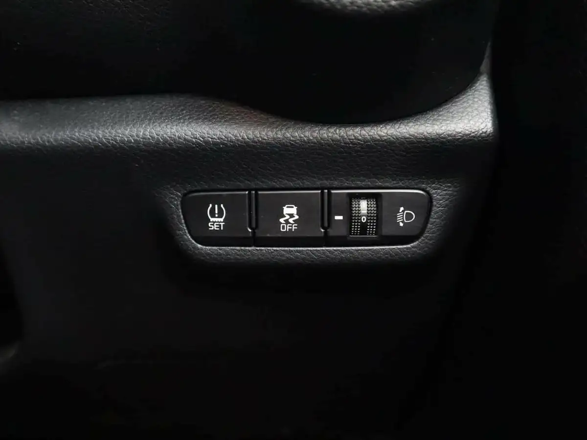 2023-kia-picanto-10-2-auto-seq-big-21