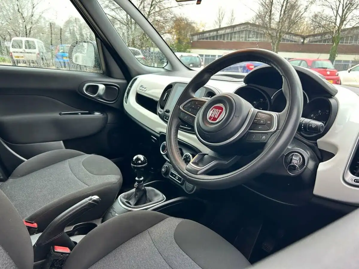 2021-fiat-500l-14-city-cross-big-15