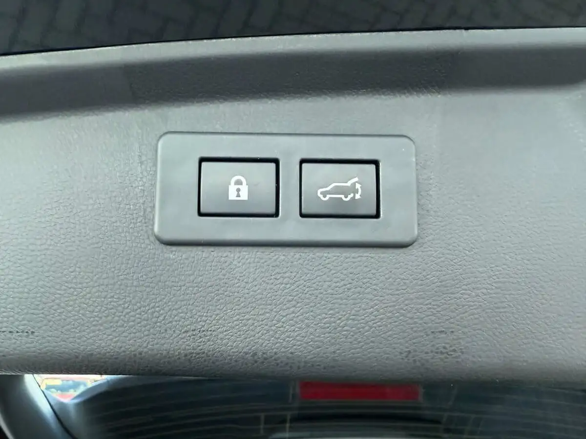2023-subaru-outback-25i-touring-big-10