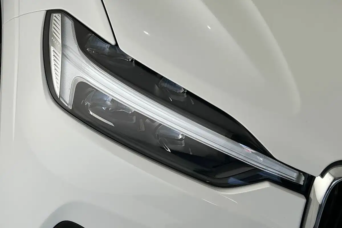 2021-volvo-xc60-20-b5-momentum-big-17