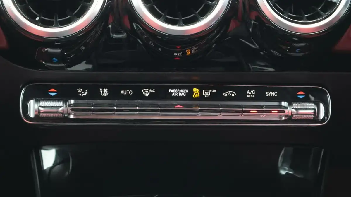 2019-mercedes-benz-cla-20d-cla-220d-amg-line-coupe-4d-big-12