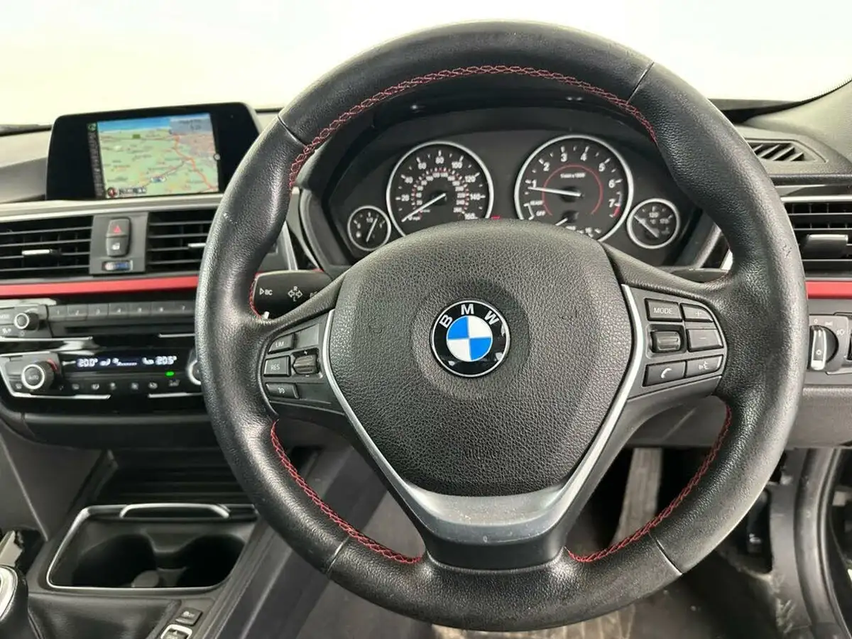 2015-bmw-3-series-20-320i-sport-saloon-4d-1998cc-big-11