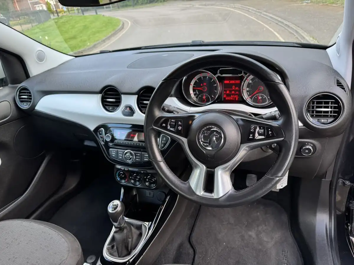 2015-vauxhall-adam-12-jam-ecoflex-ss-big-11