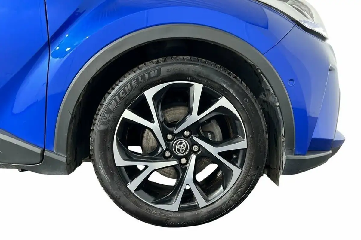 2021-toyota-c-hr-18-vvt-i-design-big-10
