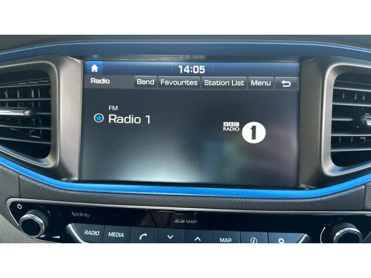 2018-hyundai-ioniq-16-gdi-premium-hybrid-big-35