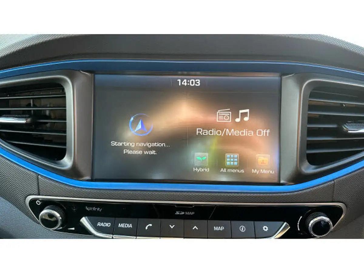 2018-hyundai-ioniq-16-gdi-premium-hybrid-big-11