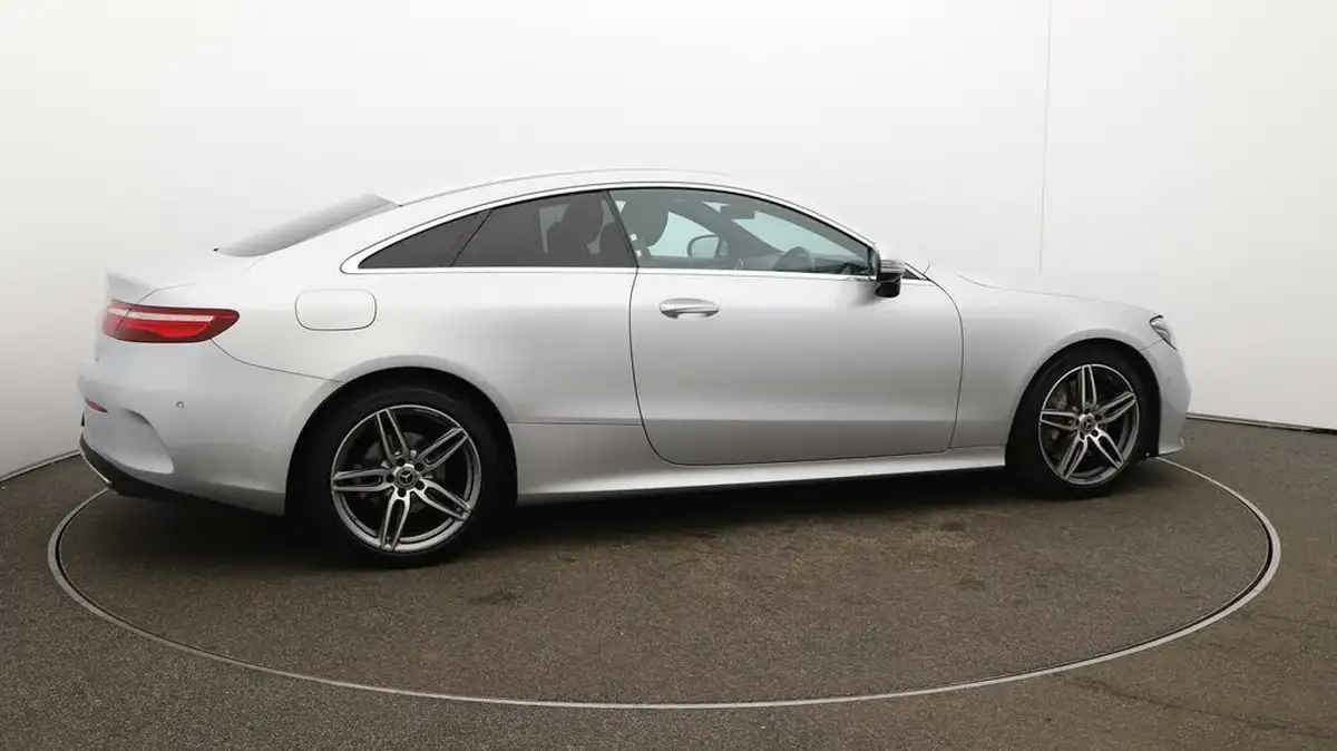 2020-mercedes-benz-e-class-20-e300-amg-line-premiumss-coupe-big-48