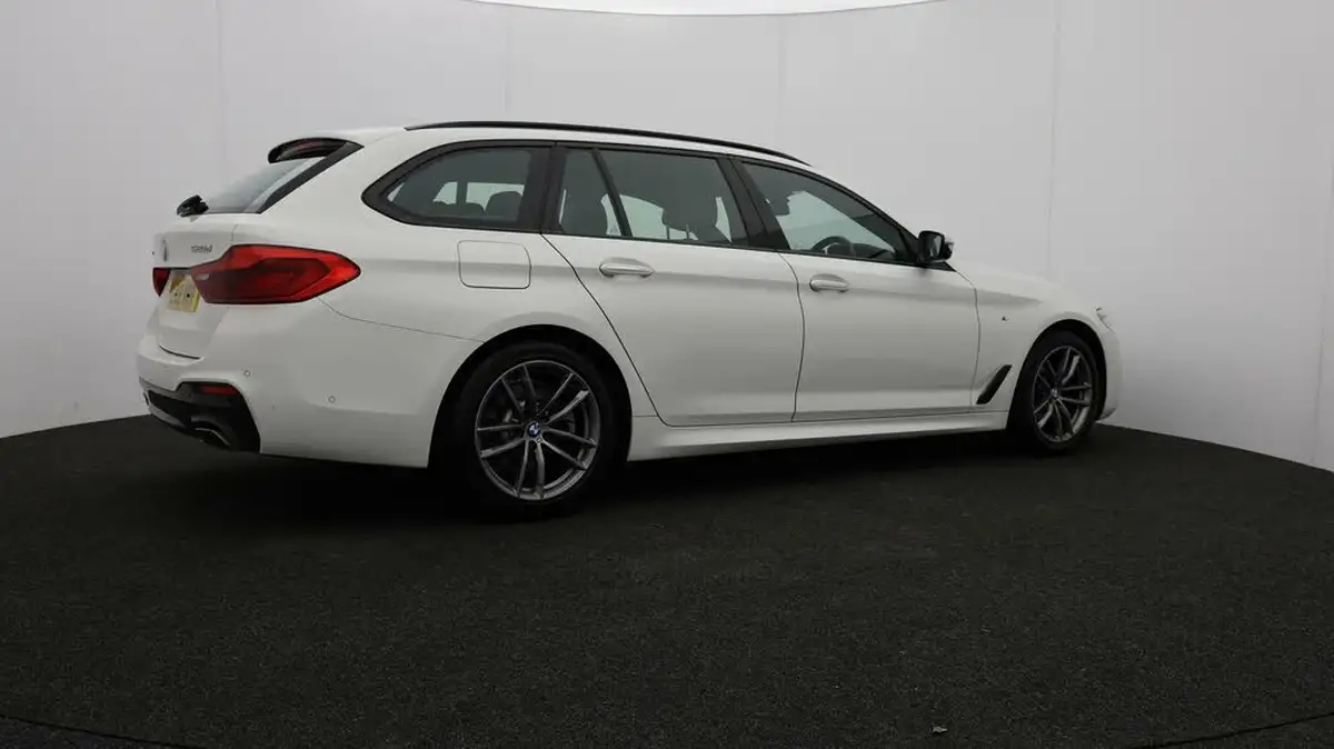2018-bmw-5-series-20td-520d-m-sport-188bhp-xdrive-touring-5d-big-28