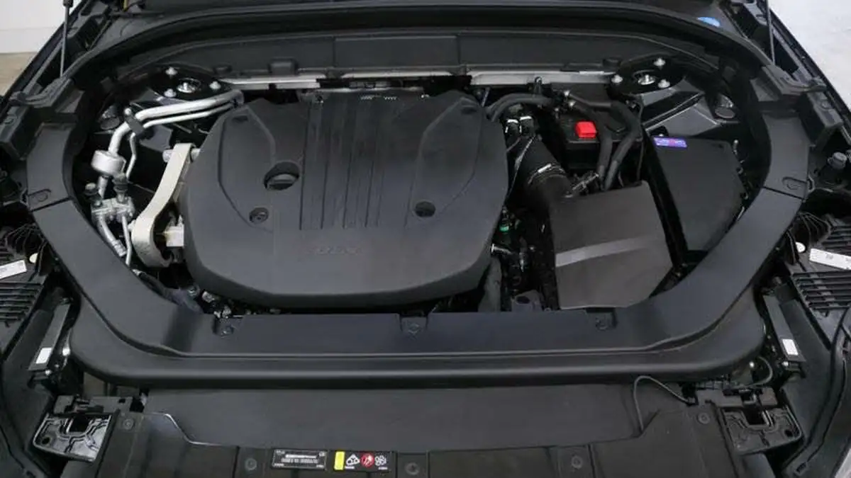 2024-volvo-xc60-20-b5-ultimate-big-17