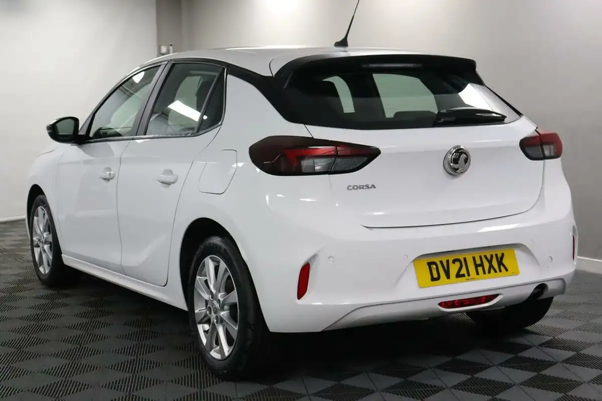 2021-vauxhall-corsa-12i-se-premium-big-9