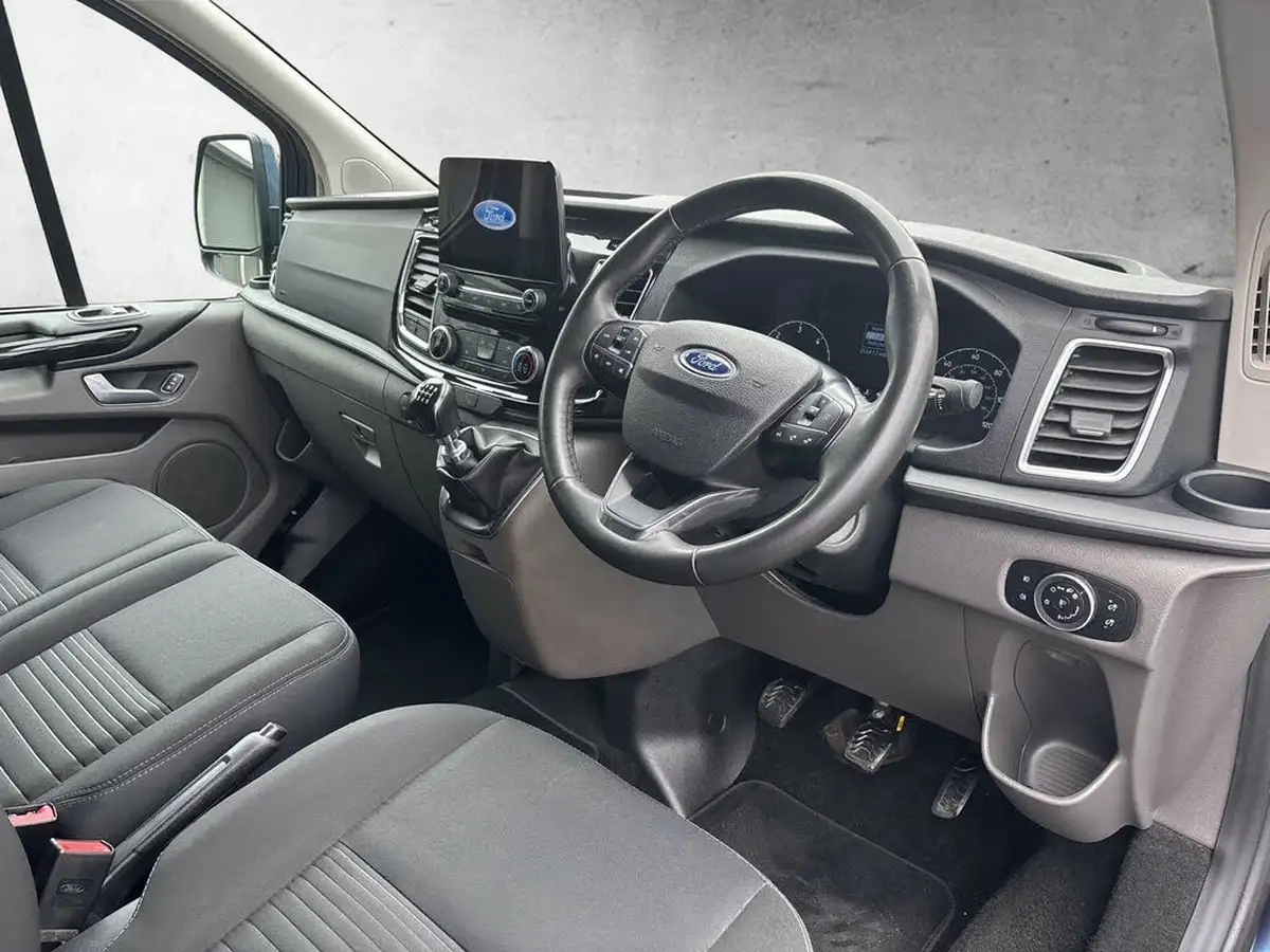 2023-ford-transit-custom-20tdci-300-l1h1-limited-130pseu6dt-double-cab-in-van-1997cc-big-9