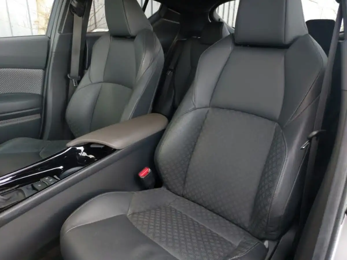2022-toyota-c-hr-18-vvt-i-excel-big-14