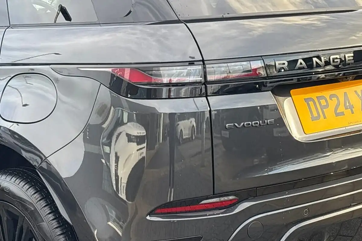 2024-land-rover-range-rover-evoque-15-p270e-dynamic-hse-big-25