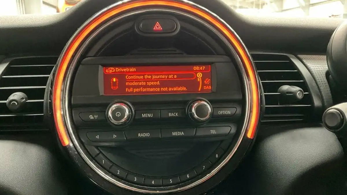 2016-mini-cooper-12-one-3d-big-5