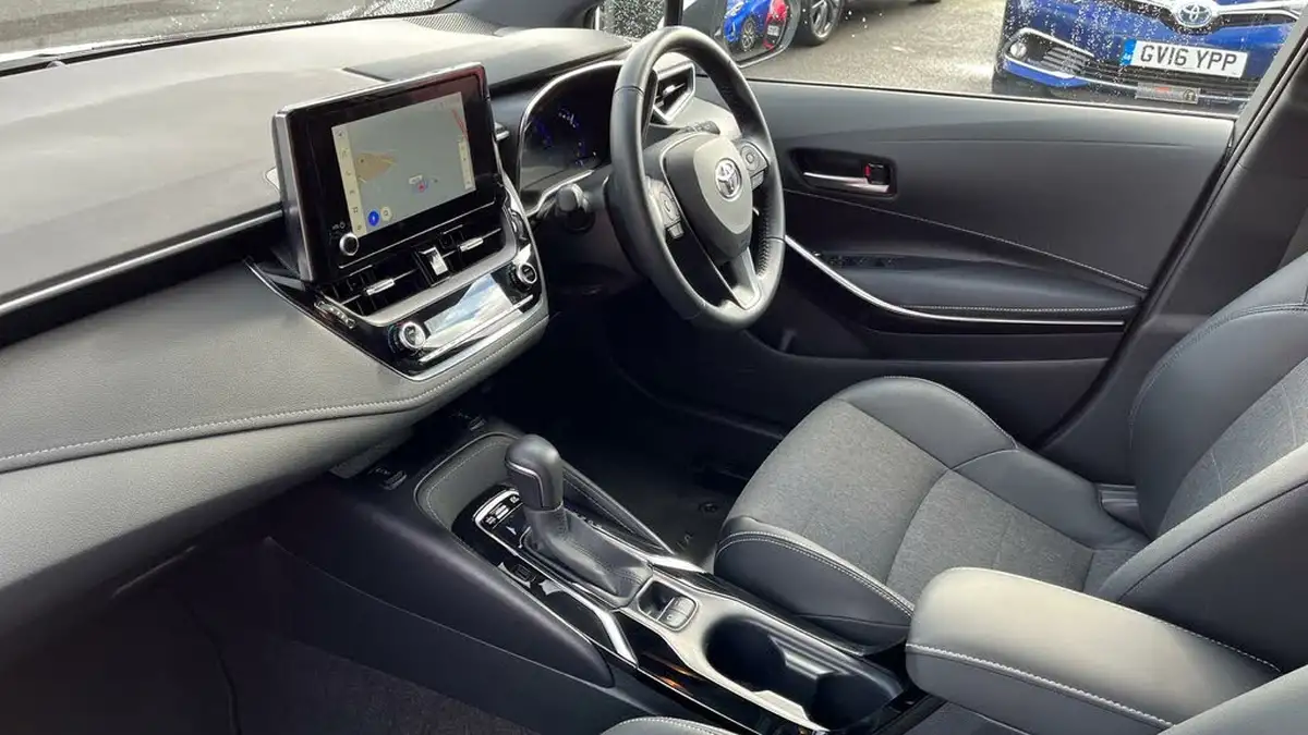 2022-toyota-corolla-18-vvt-i-design-120bhp-trk-hatchback-5d-big-29