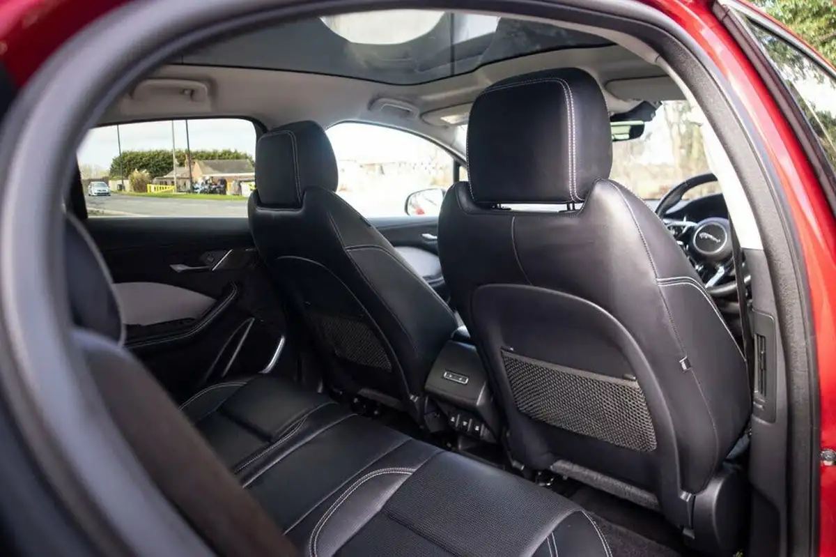 2018-jaguar-i-pace-ev400-hse-big-31