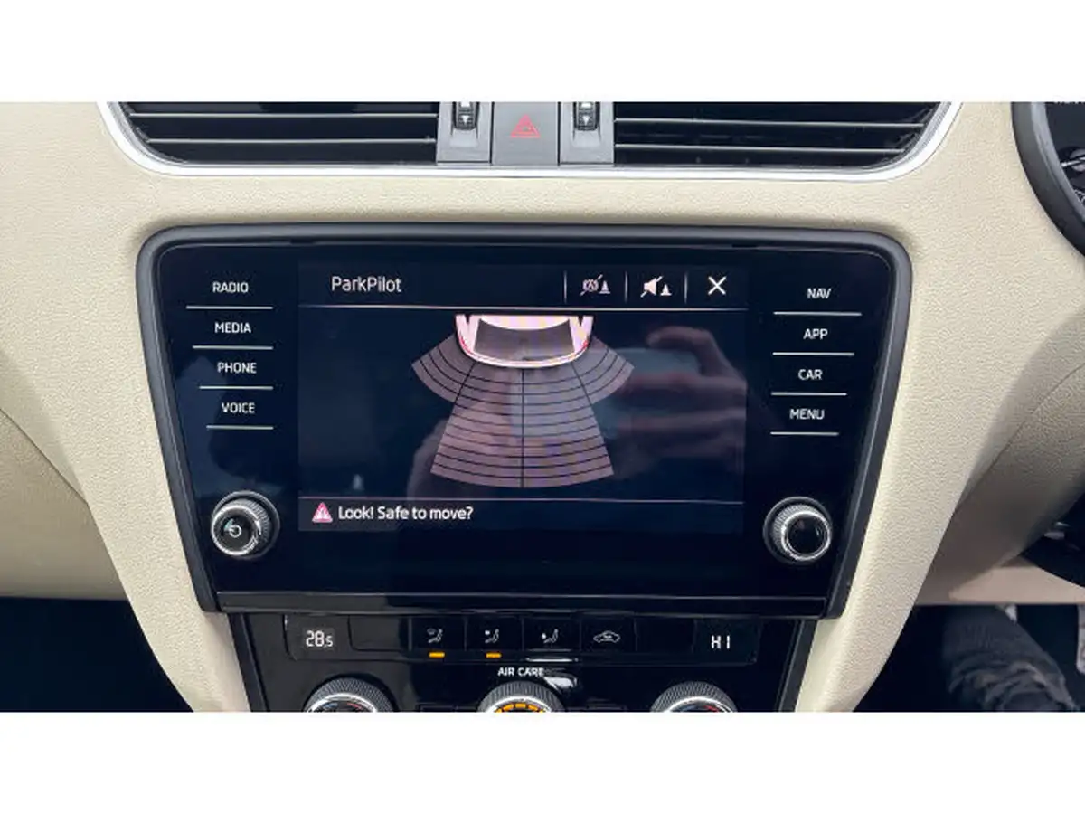 2017-skoda-octavia-14-tsi-se-l-estate-dsg-big-46