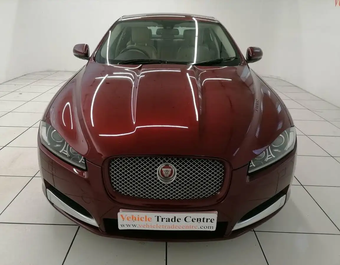 2014-jaguar-xf-22td-premium-luxury-200ps-saloon-4d-big-1