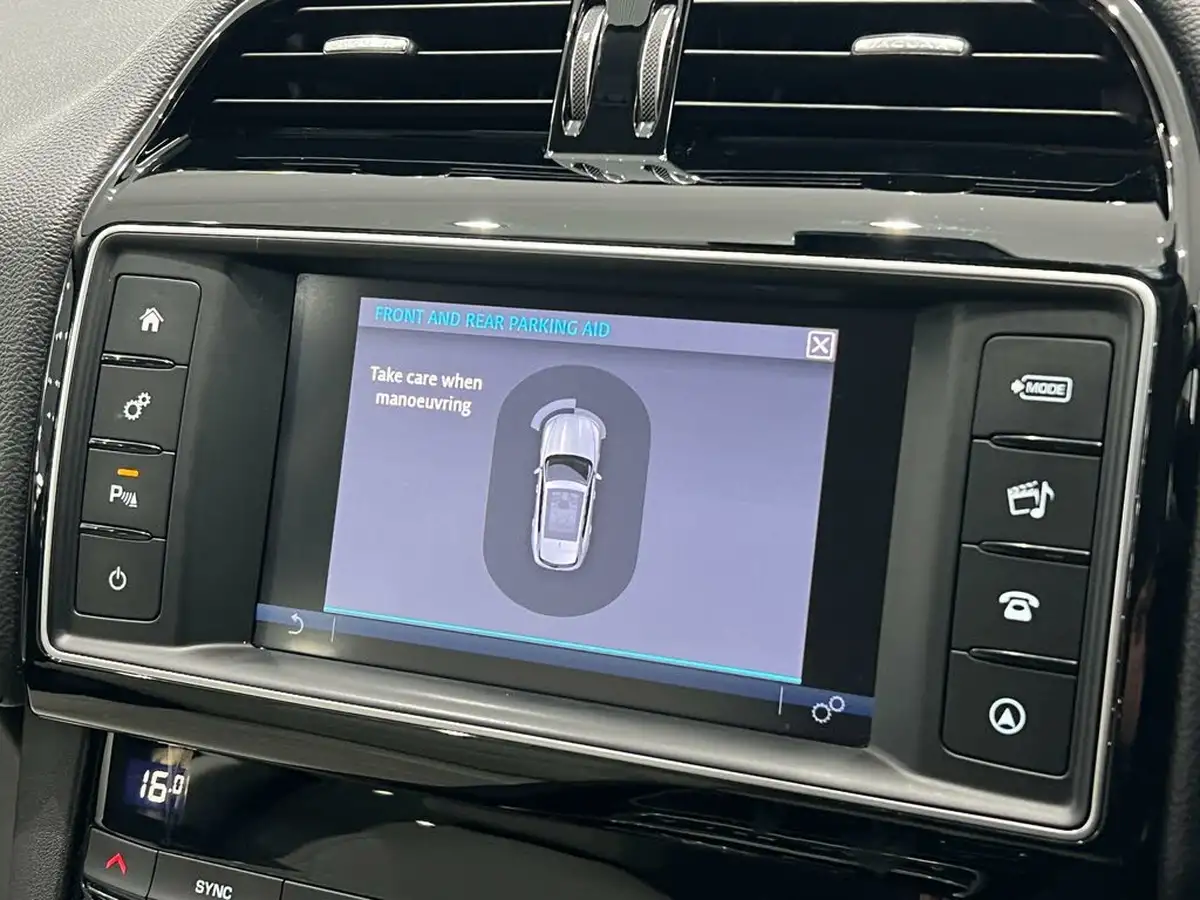 2017-jaguar-f-pace-20-i4d-prestige-180ps-awd-auto-big-34