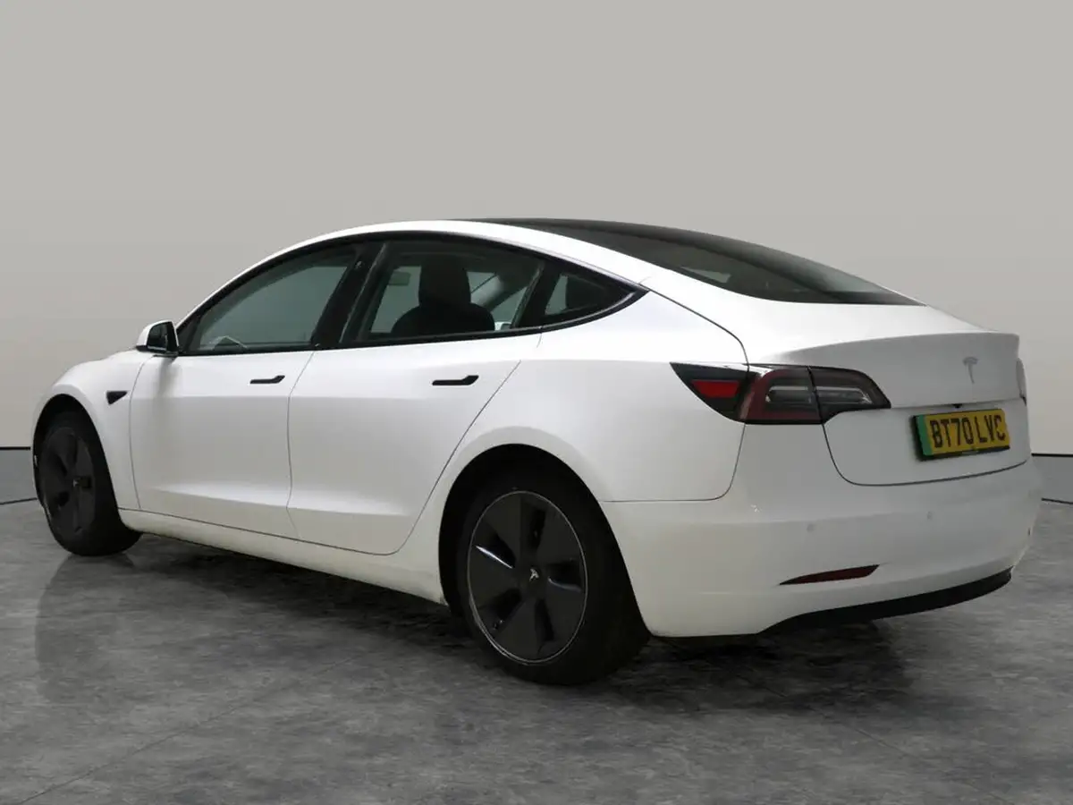 2020-tesla-model-3-e-standard-plus-big-11