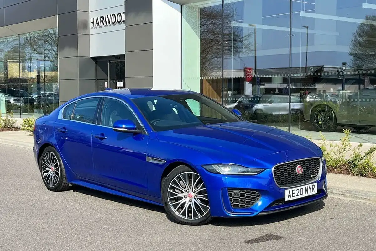 2020-jaguar-xe-20i-r-dynamic-s-250ps-big-0