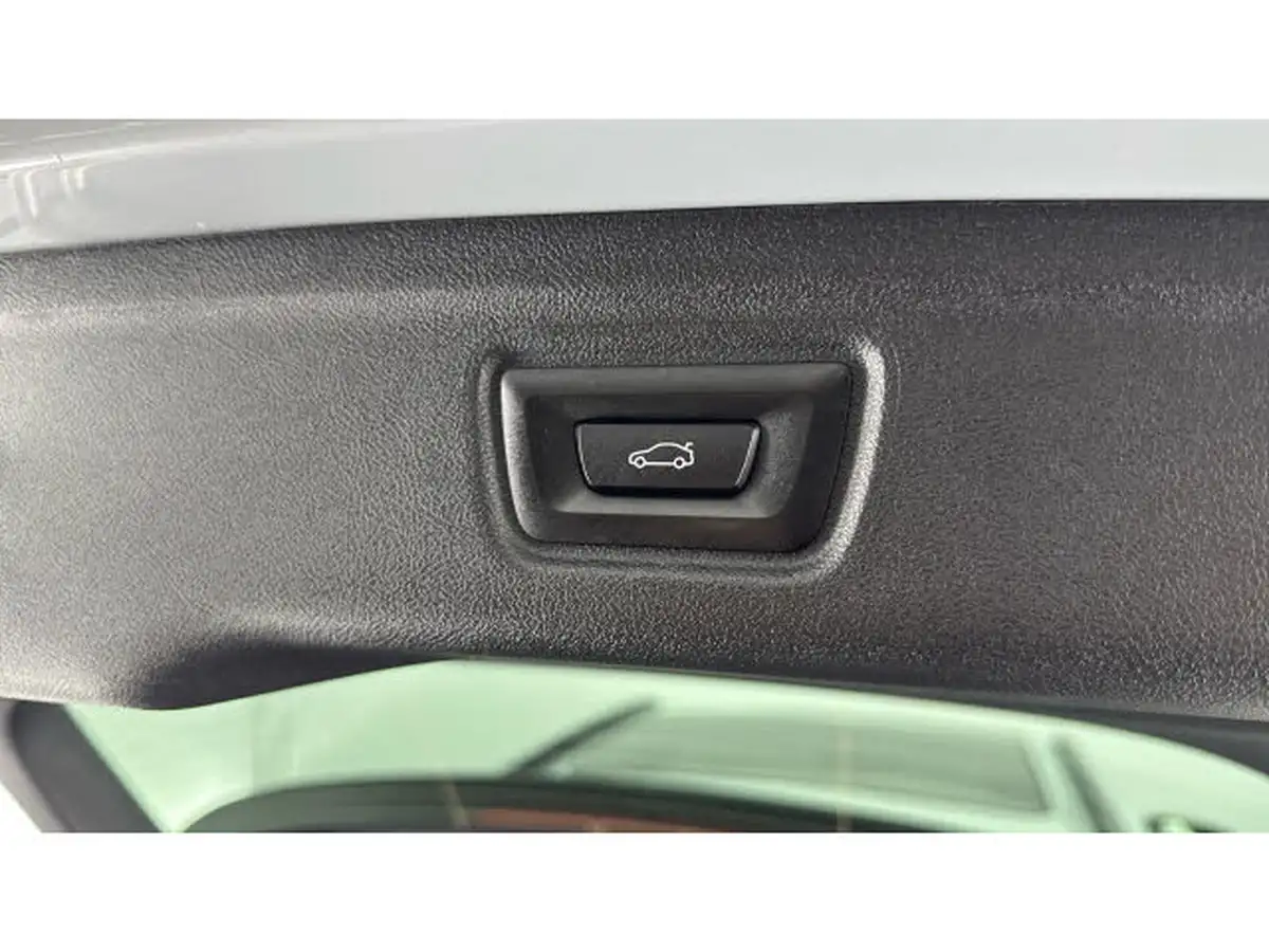 2024-bmw-3-series-20-320i-m-sport-touring-5d-big-26