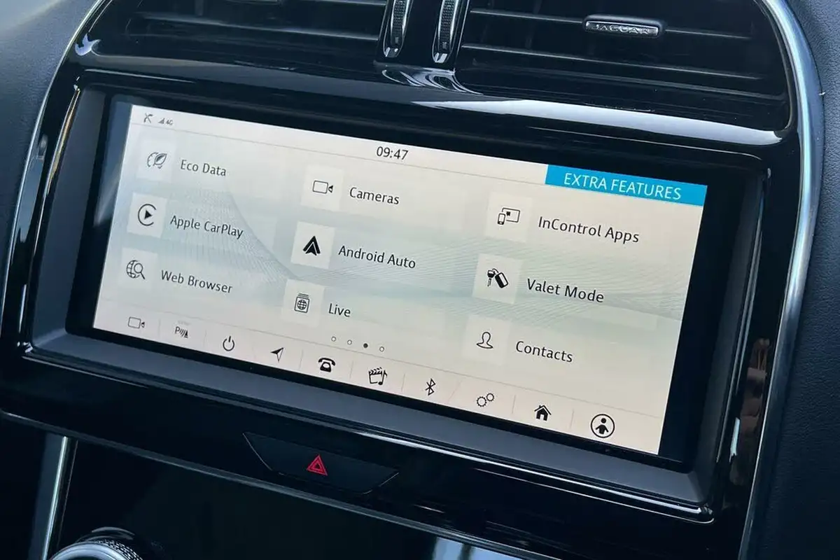 2020-jaguar-xe-20i-r-dynamic-s-250ps-big-47