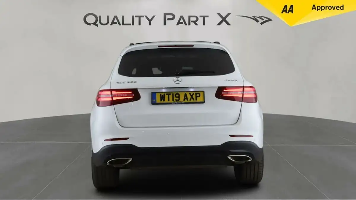 2019-mercedes-benz-glc-class-20-glc250-amg-night-edition-premium-plusss-big-5