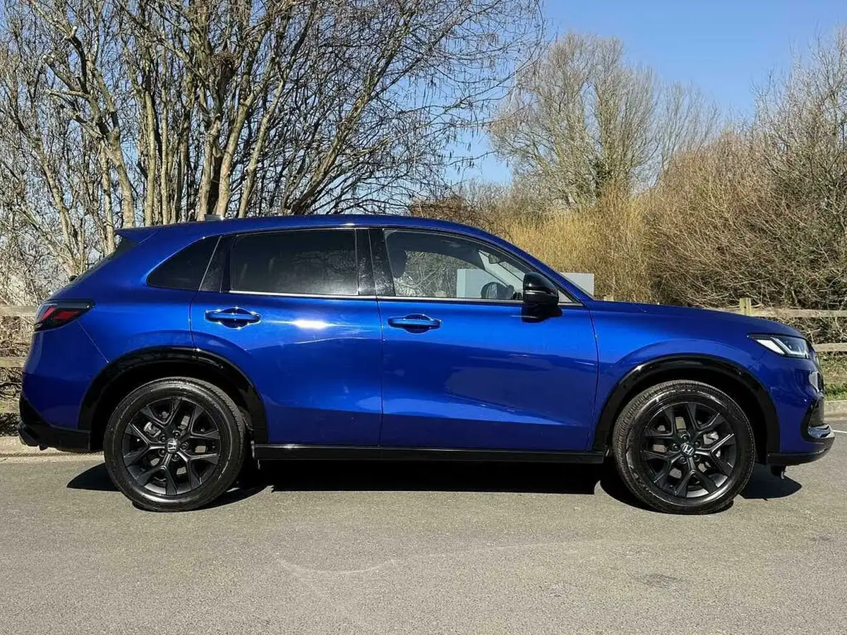 2023-honda-zr-v-20-i-mmd-sport-big-4