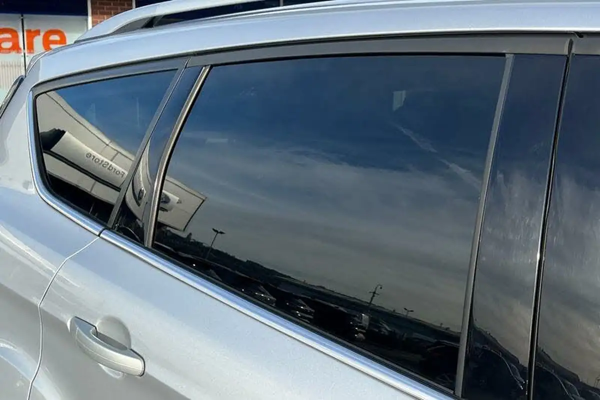 2018-ford-kuga-15tdci-zetec-big-38