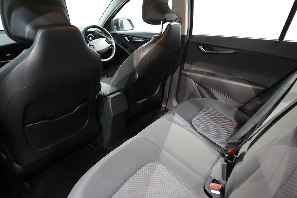 2023-kia-e-niro-ev-2-64-big-18