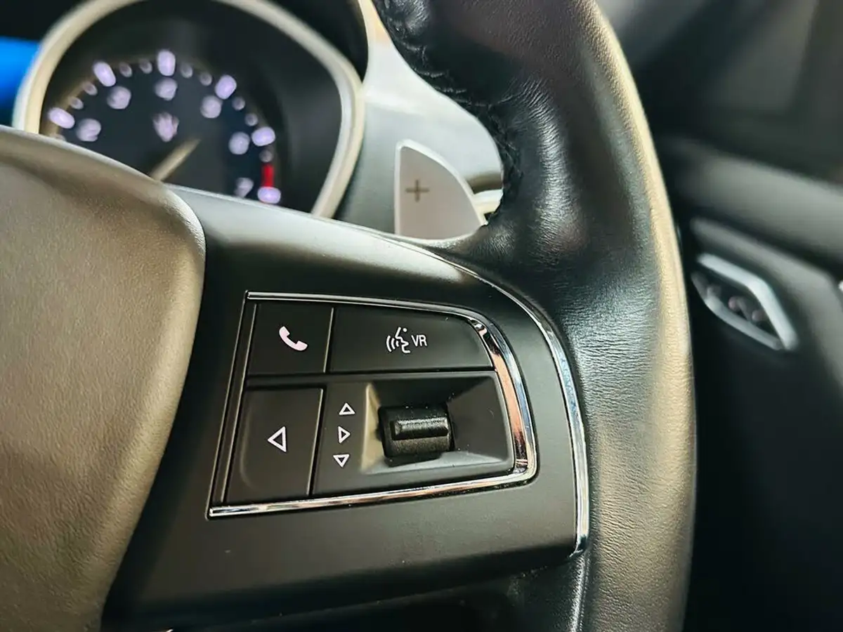 2019-maserati-ghibli-30-big-41