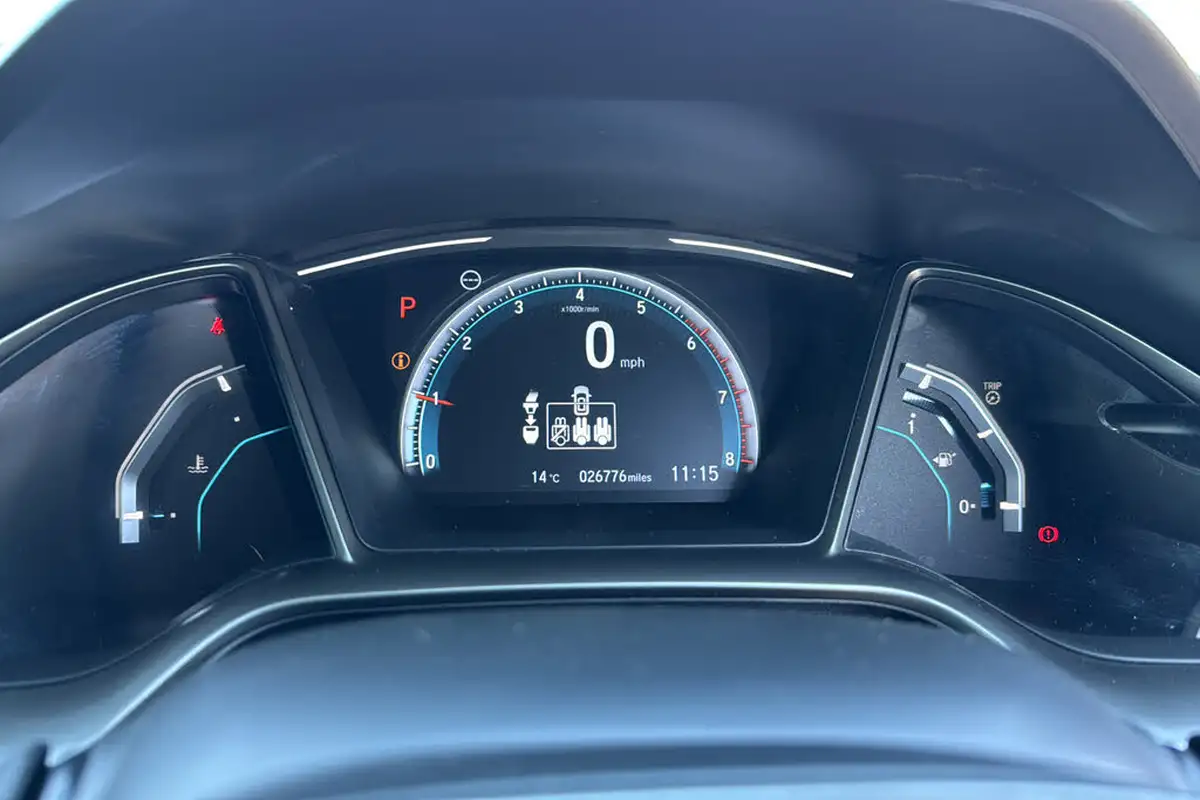 2018-honda-civic-10-vtec-turbo-sr-129ps-hatchback-5d-cvt-big-13