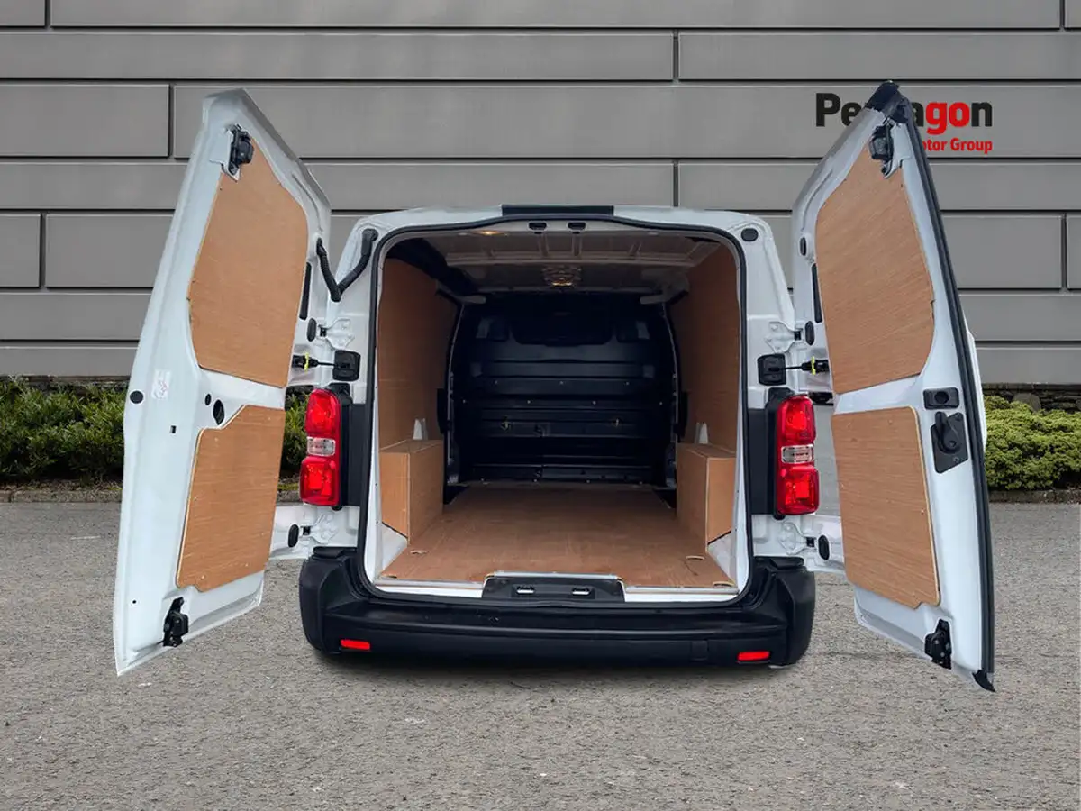 2022-fiat-scudo-20jtd-tecnico-lwb-panel-big-9