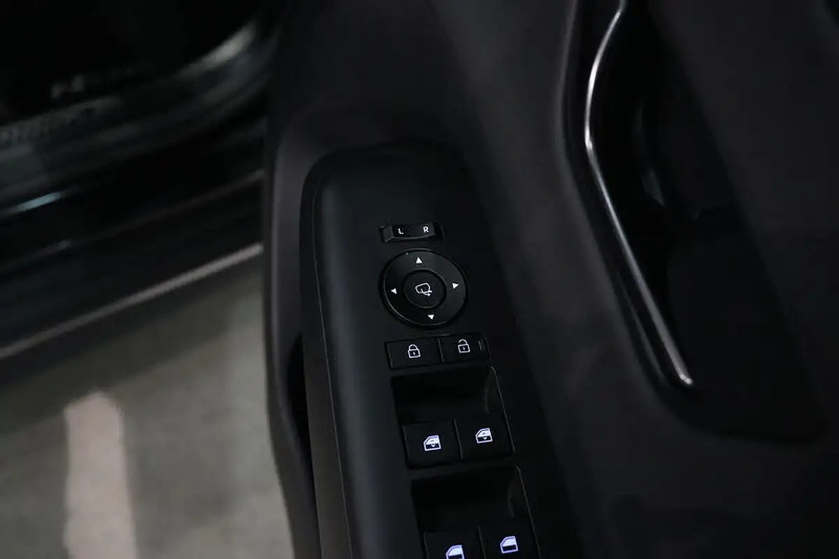 2023-hyundai-kona-10-t-gdi-n-line-s-dct-big-28