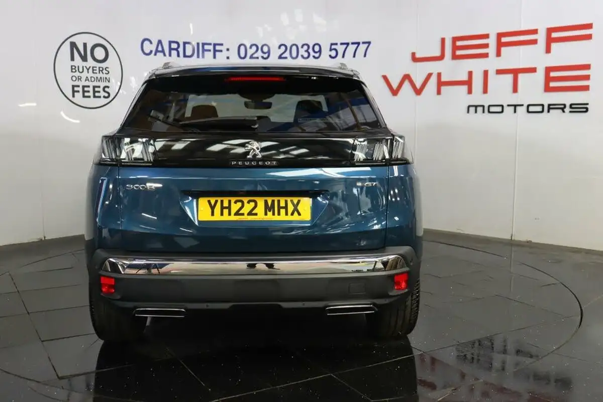2022-peugeot-3008-suv-12-puretech-gt-big-19