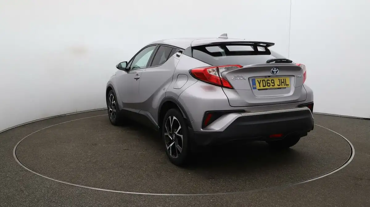 2019-toyota-c-hr-18-vvt-i-design-big-58