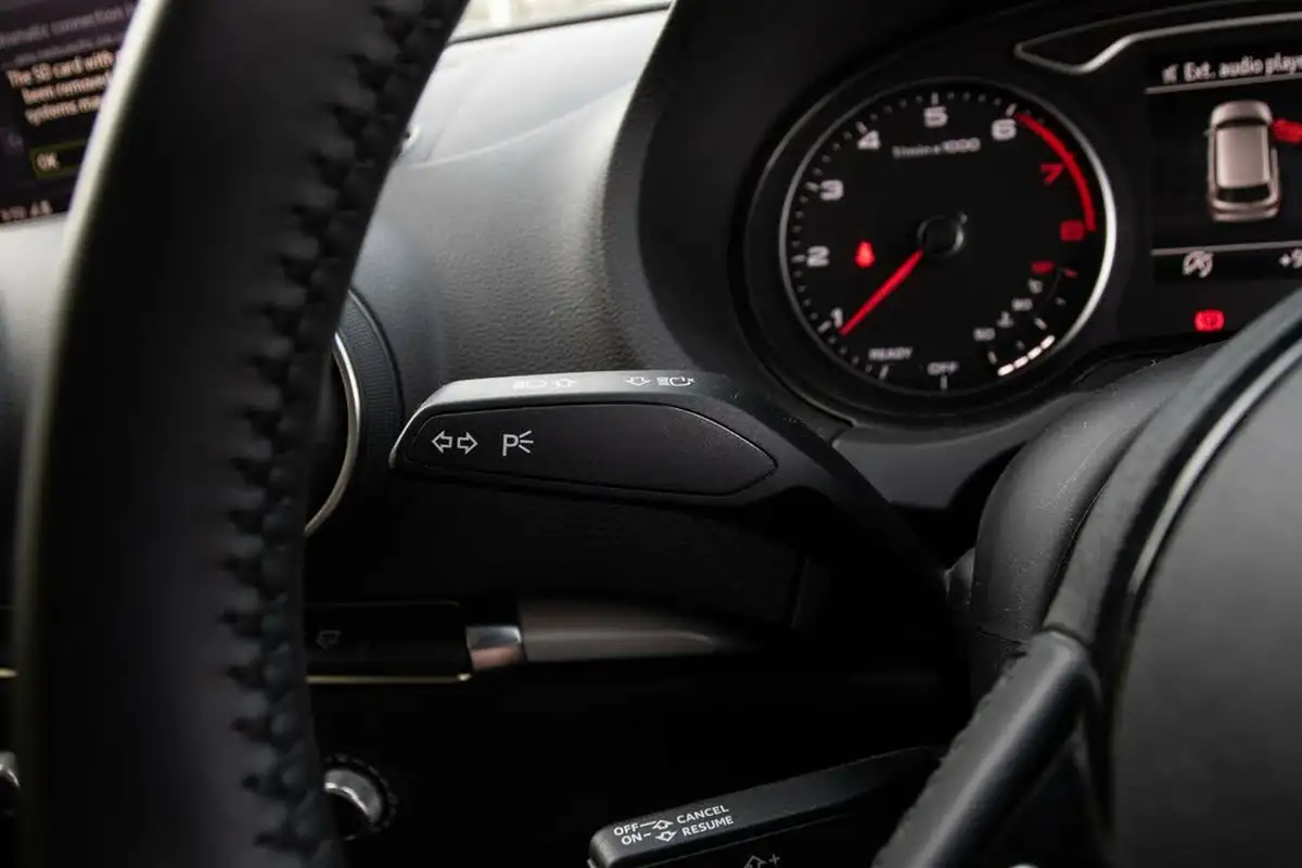 2018-audi-a3-15-tfsi-se-technik-big-16
