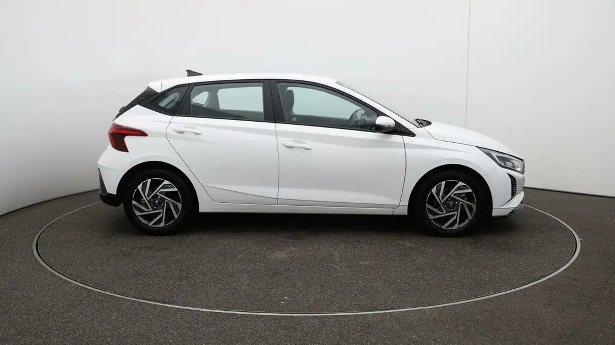 2024-hyundai-i20-10-t-gdi-advance-big-48