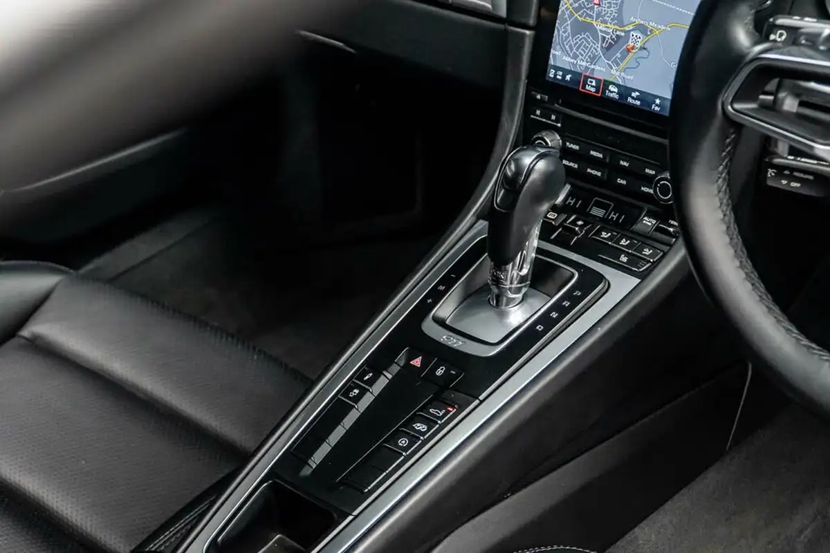2017-porsche-911-30-carrera-4-s-420bhp-4-s-coupe-pdk-big-33
