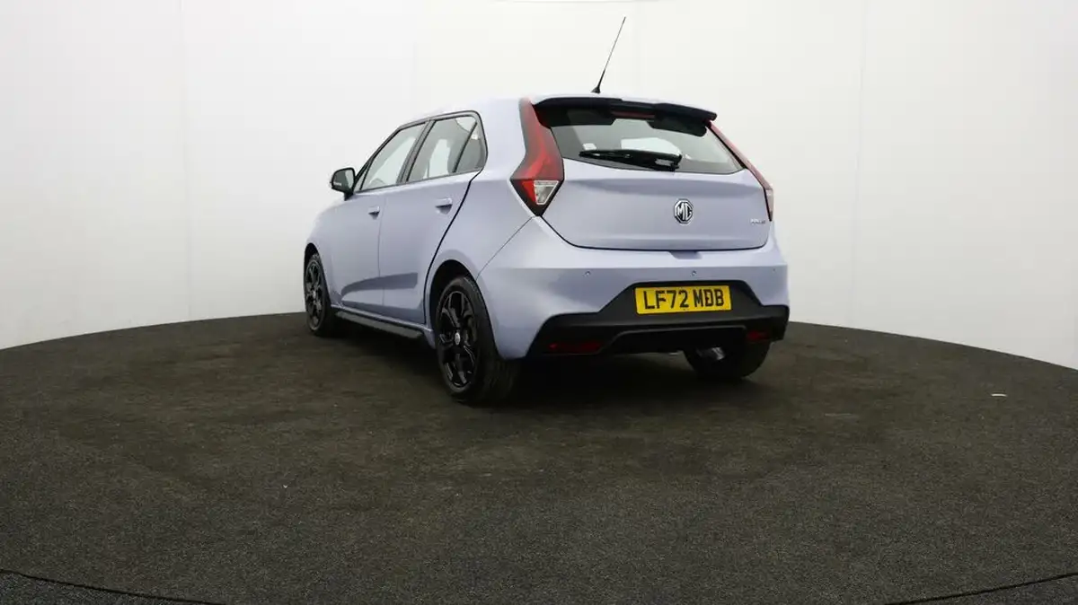 2023-mg-mg3-15-vti-tech-exclusive-nav-big-76