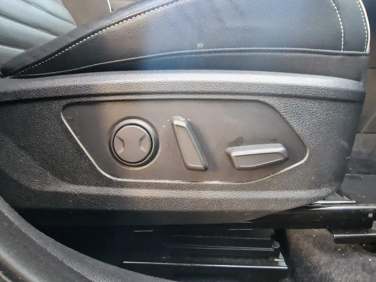 2023-kia-sportage-16-t-gdi-gt-line-s-261bhp-awd-phev-auto-big-7