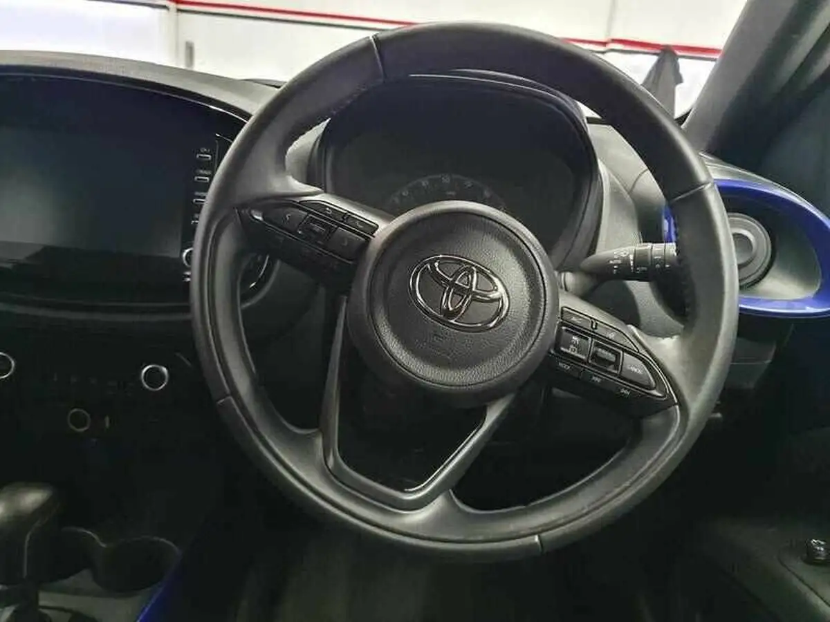 2022-toyota-aygo-x-10-vvt-i-edge-cvt-big-9