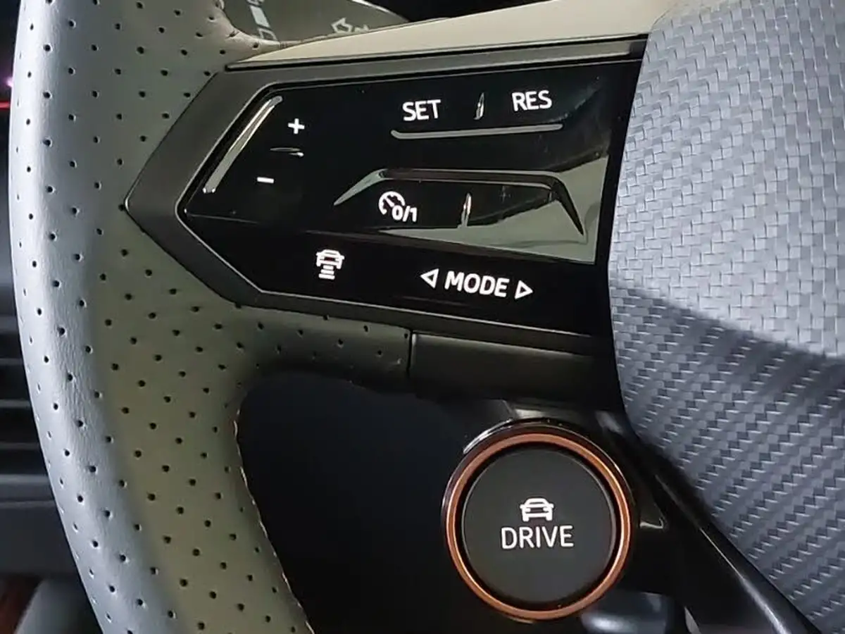 2024-cupra-born-e-v2-230ps-58kwh-e-boost-big-15