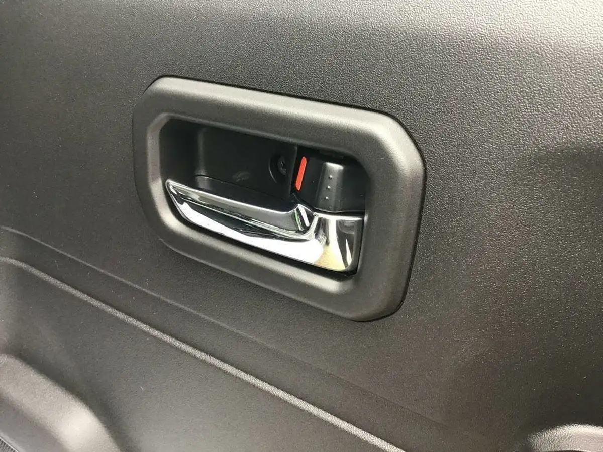 2024-suzuki-jimny-15-light-commercial-allgrip-big-27