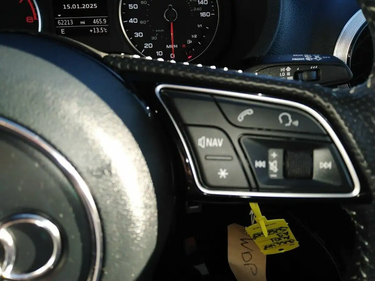 2017-audi-a3-14-tfsi-s-line-hatchback-3d-big-18