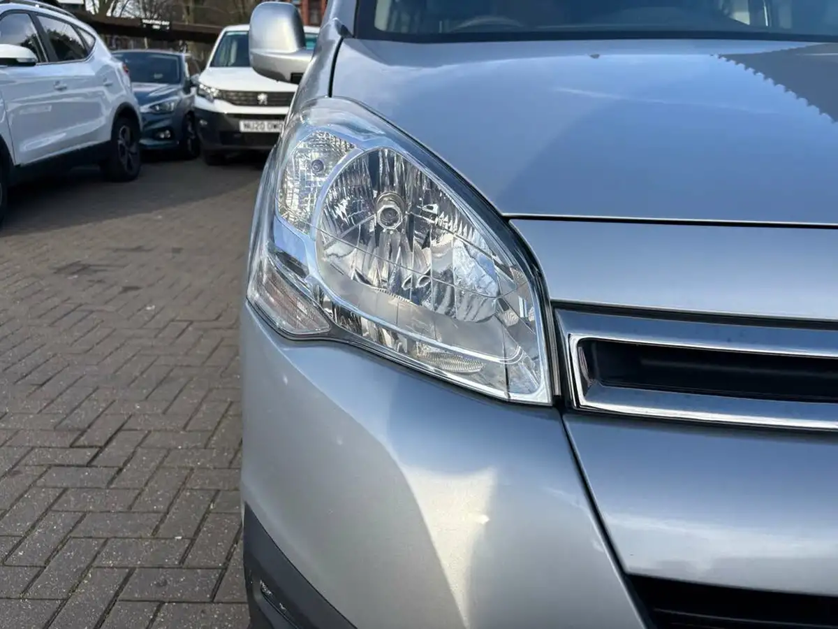 2018-citroen-berlingo-16-vti-multispace-feel-big-10