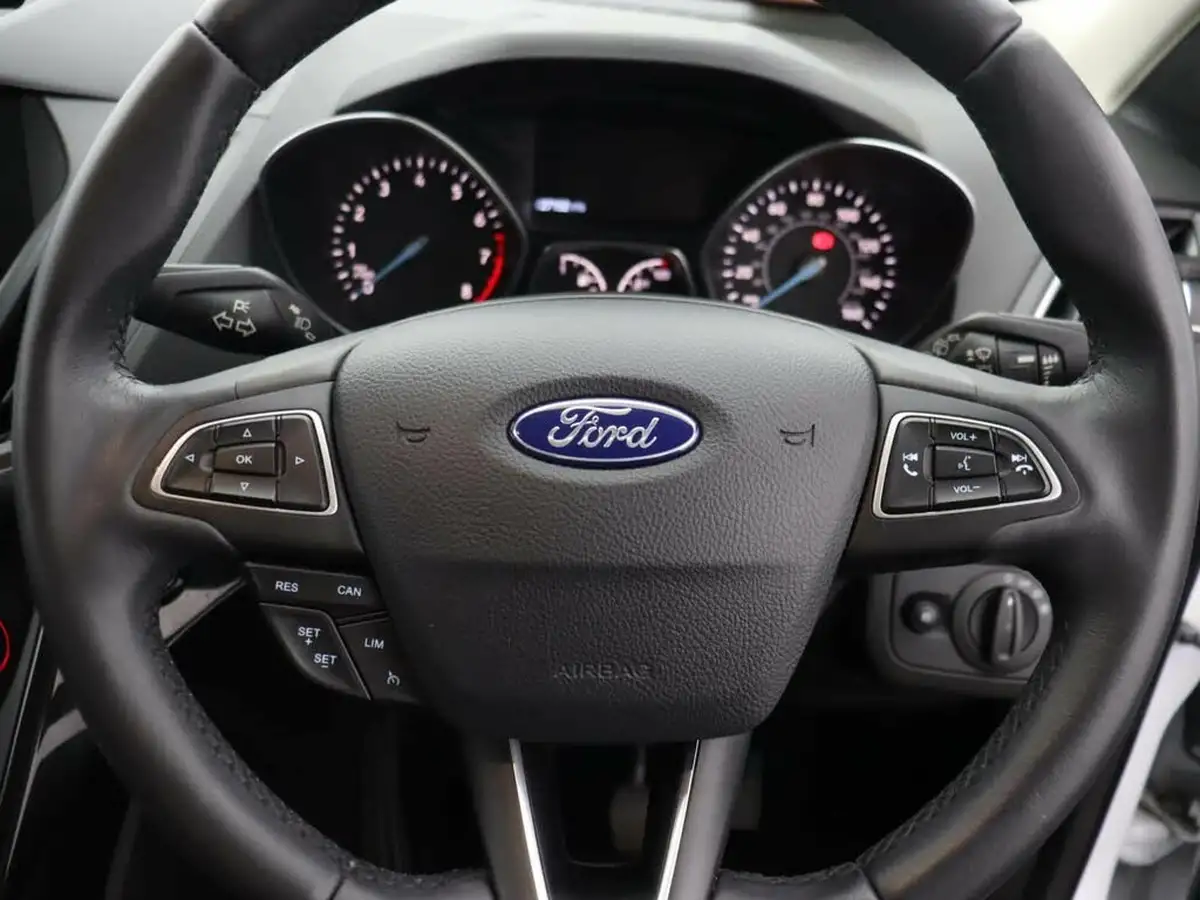 2018-ford-kuga-15t-titanium-x-150ps-big-31
