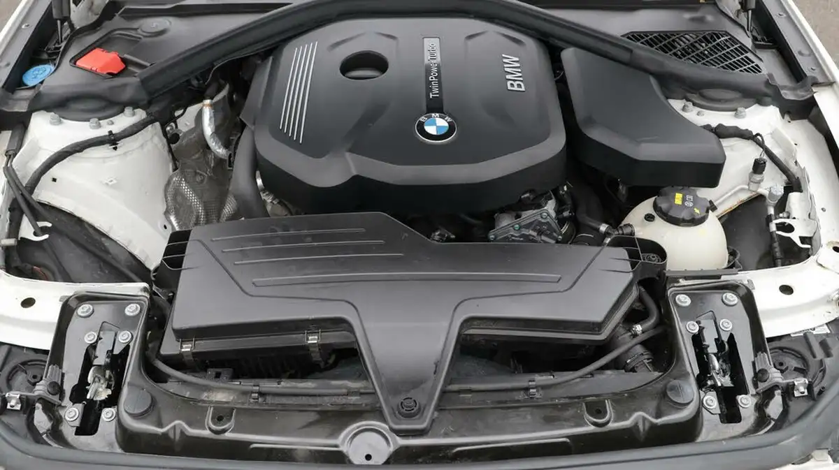 2019-bmw-1-series-15-118i-sport-138bhp-5d-big-19